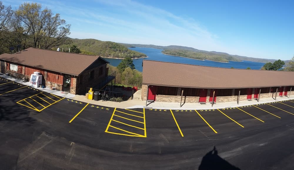Pointe West Resort Motel