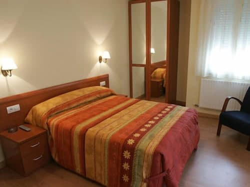 Hostal Hispanico II