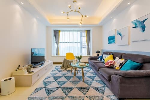 Locals Boutique Apartment Huafa Plaza 17