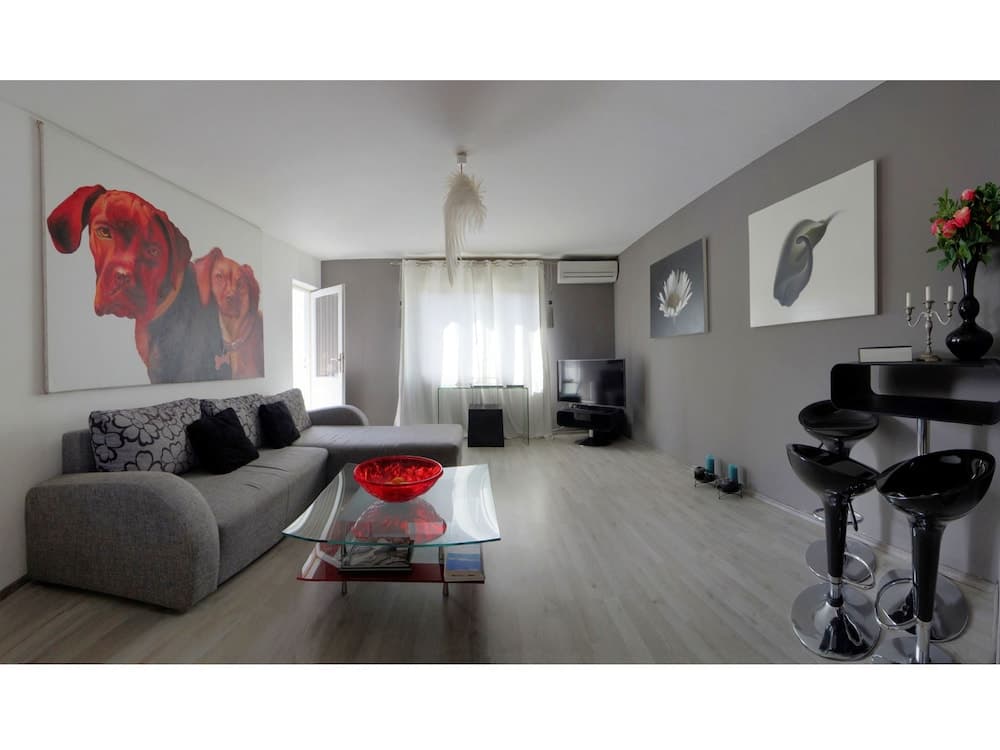 Art Apartment