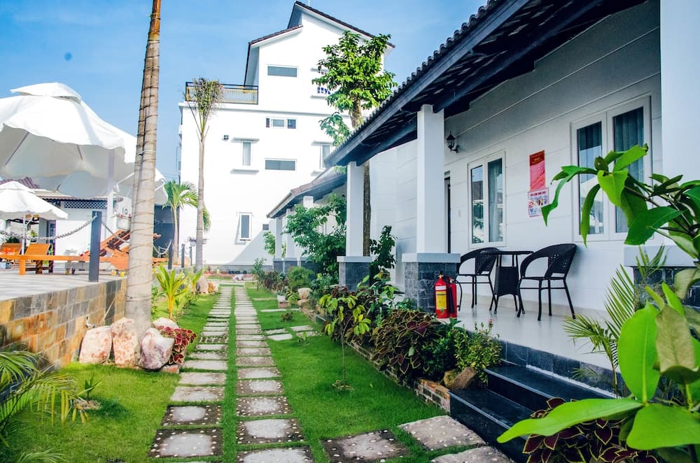 Anna Nguyen Resort Bungalow