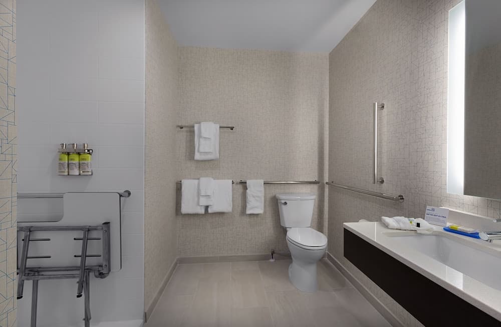 Holiday Inn Express Lake Park by IHG