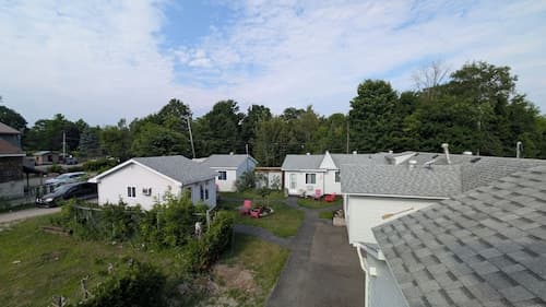Oakwood Motel