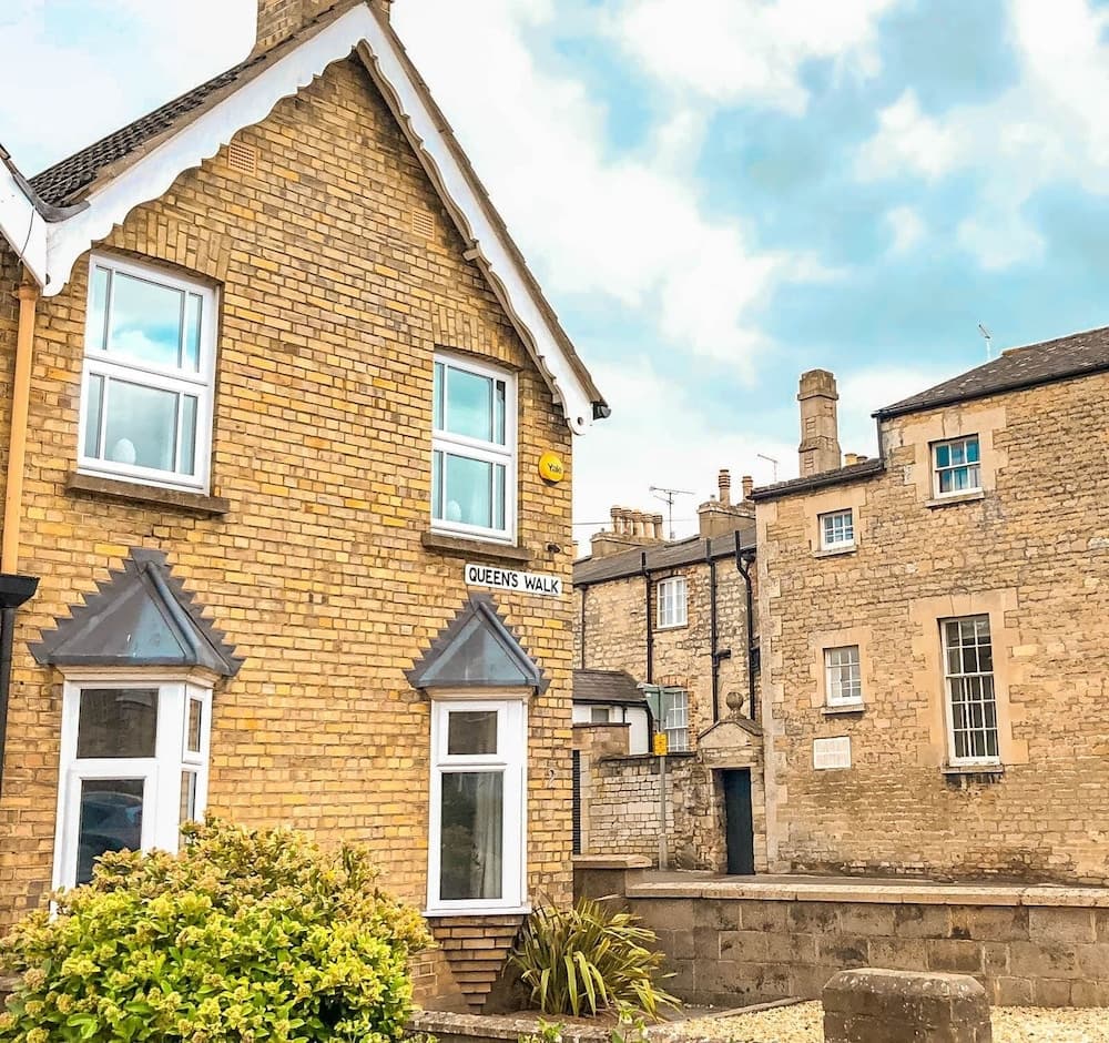 Central Stamford Townhouse
