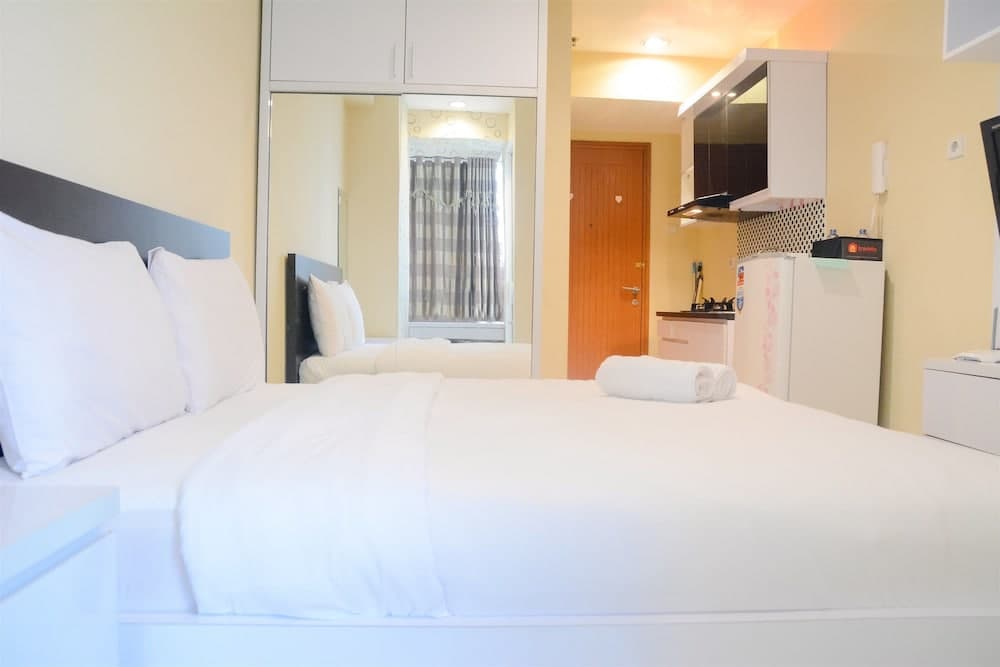 Gorgeous Studio Cinere Bellevue Apartment