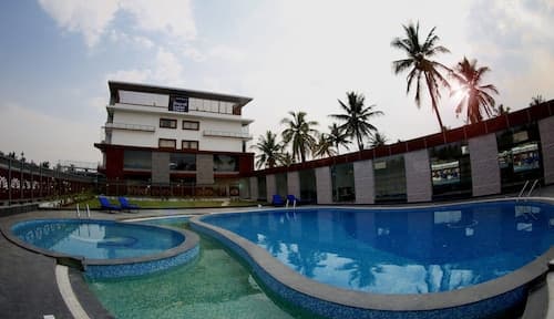 Royal Lotus View Resotel