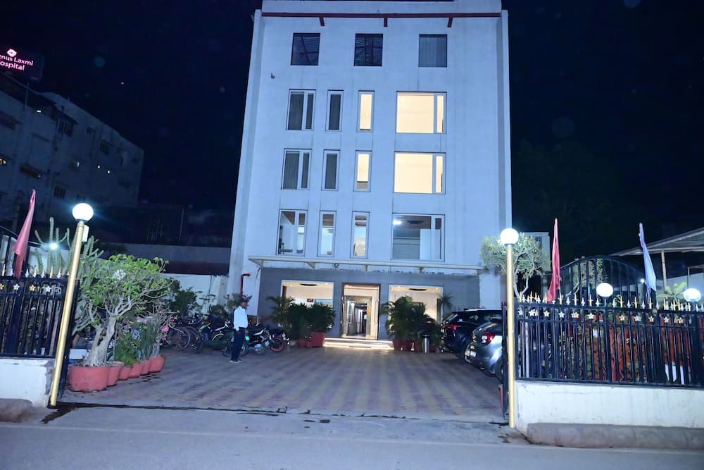 Hotel City Grand
