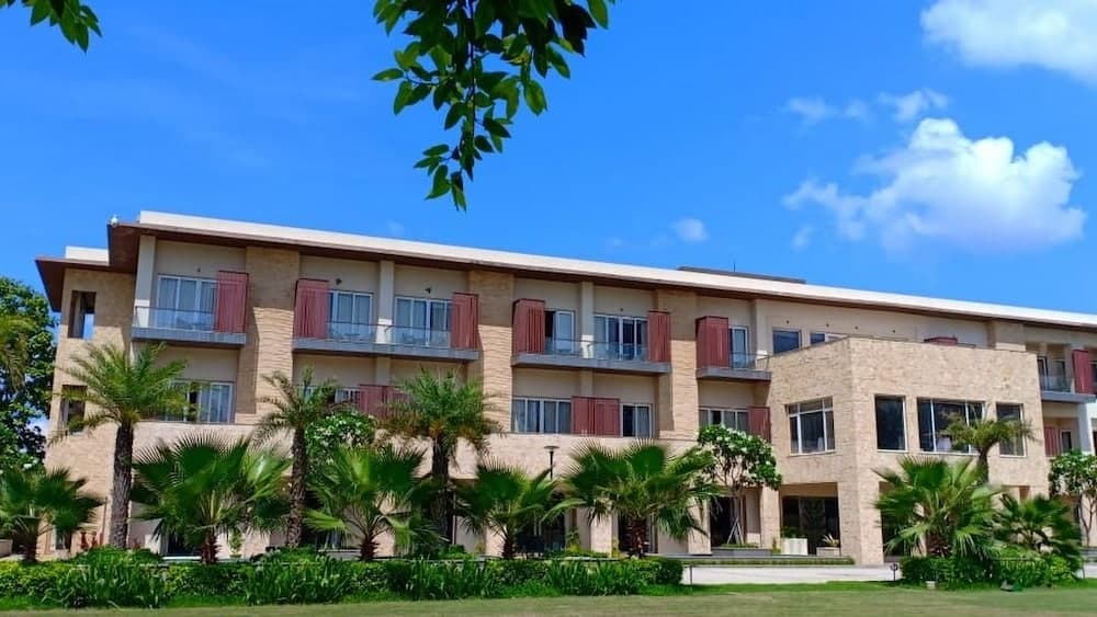 Ritz Resort