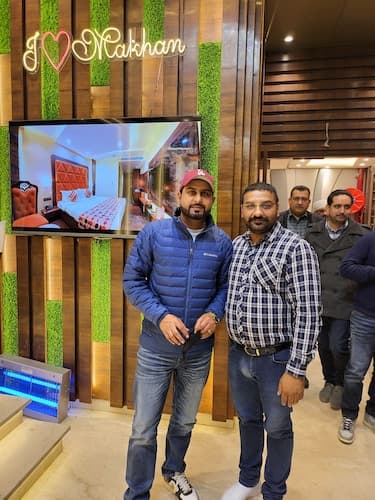 Hotel Makhan Residency