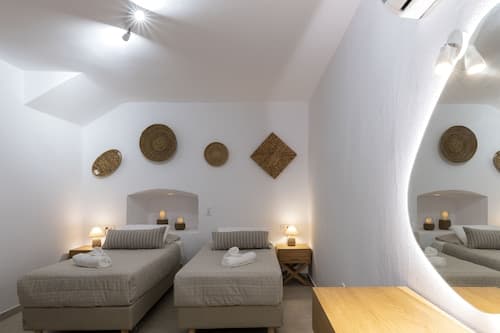 Secret Garden Apartments
