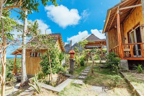 Atuh Forest Cottage