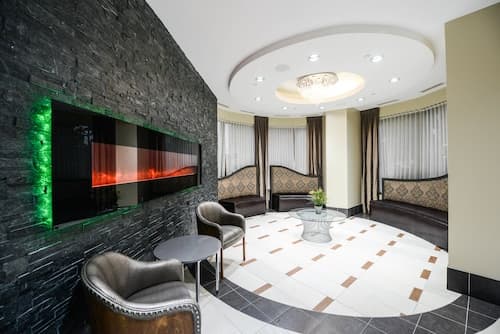 Sarkar Suites - 310 Burnhamthorpe Road