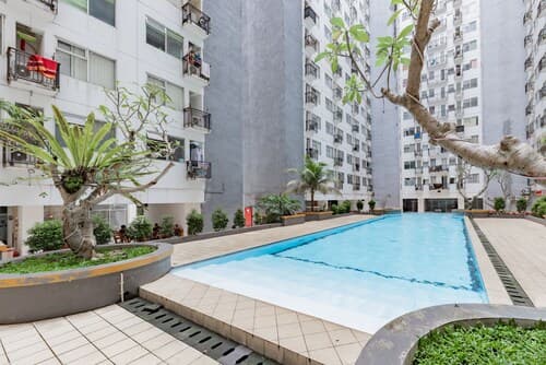 RedDoorz Apartment @ Jarrdin Cihampelas