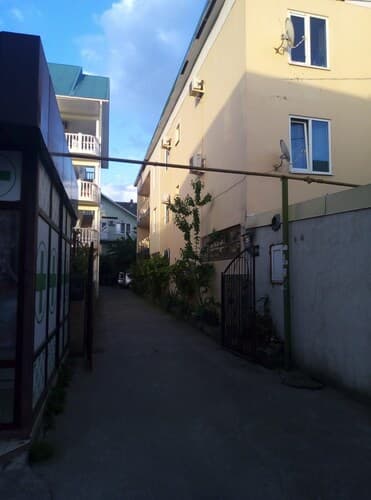 Solnechniy Dom Guest House