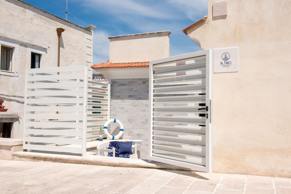 Al Faro Guest House