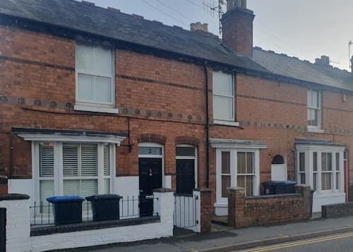 Edwards Cottage - Grove Road Cottages