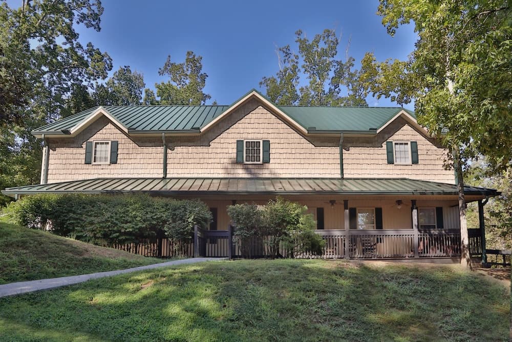 Oak Tree Lodge 3 - Fifteen Bedroom Chalet Lodge