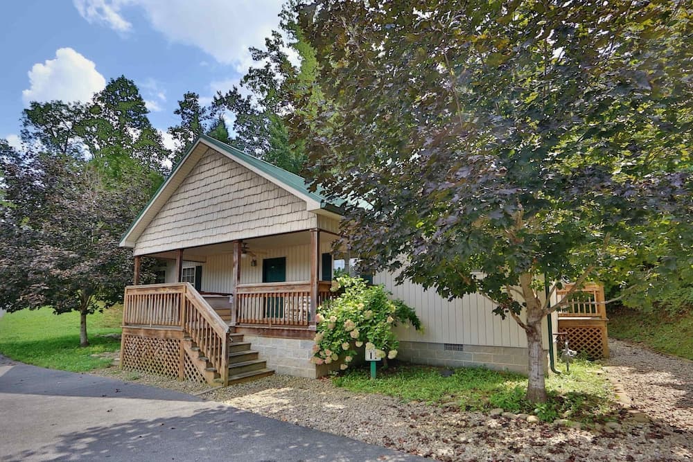 Cherry Blossom 11 - Three Bedroom Chalet