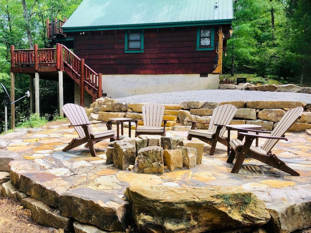 Secluded Escape - One Bedroom Cabin
