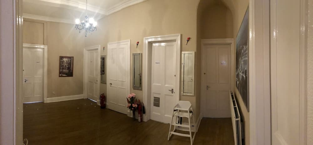@part Bernard Rooms