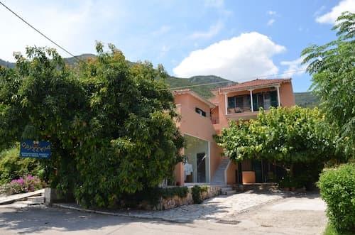 Odysseia Apartments