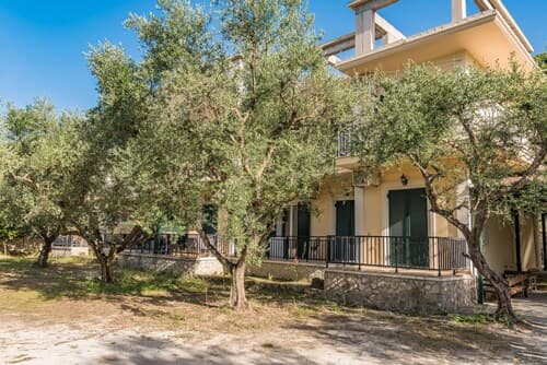 Allegro Studios & Apartments