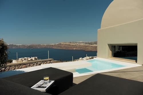 Black Diamond Suites - Adults Only