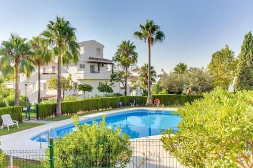 Riviera Paridise