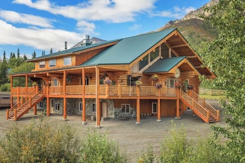 Majestic Valley Wilderness Lodge