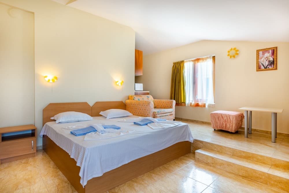 Family Studio in Dafinka Guest House