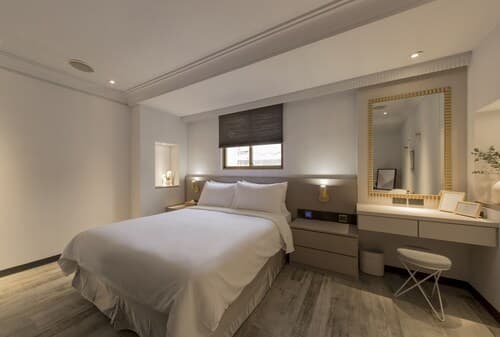 Peng Apartment