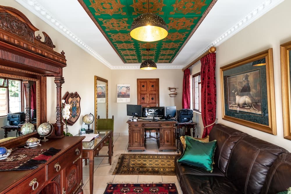 Antiqua Guest House