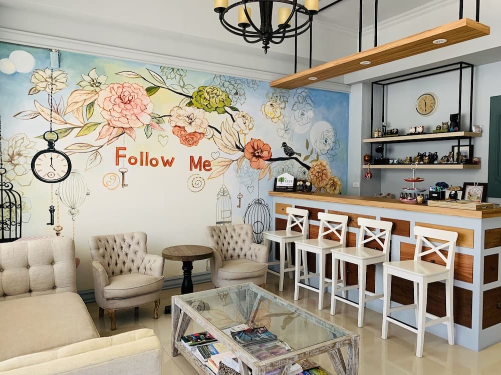 Follow Me B&B