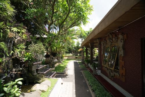 Nuaja Balinese Guest House