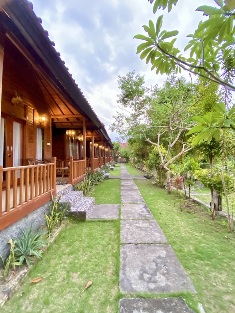 Kamasan Cottage By Reccoma