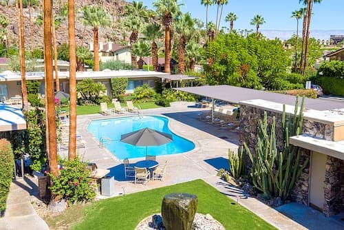 Desert Hills - 21 and Over - A Town & Desert Boutique Hotel