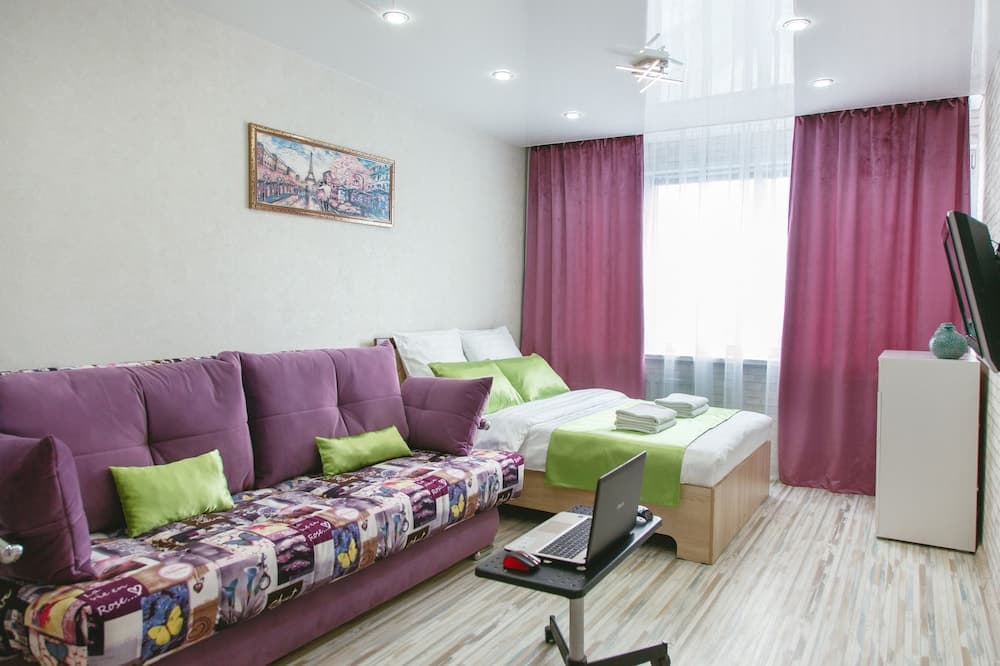 Apartments 5 zvezd Malakhitova Shkatulka