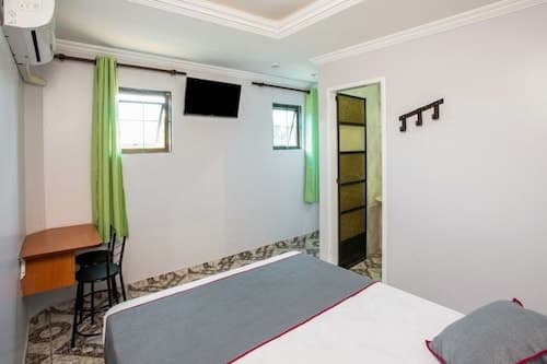 Hotel Tiquatira