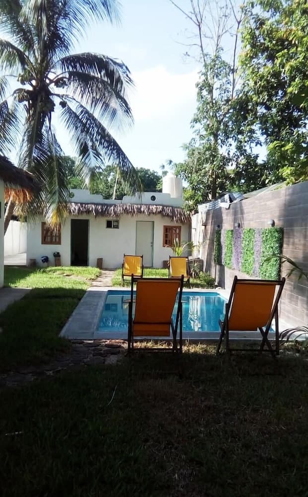 NAUH Xulha Rooms