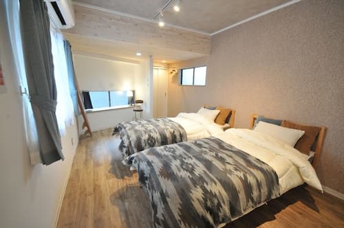 Condominium House in Osaka Namba