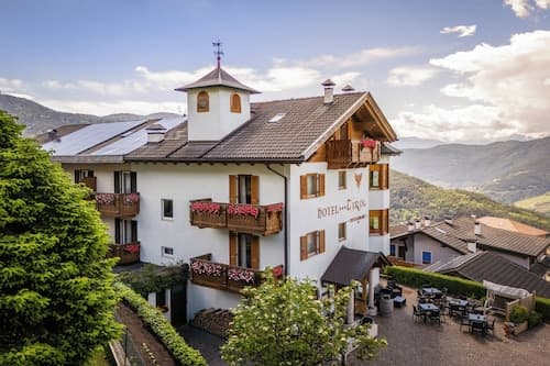 Hotel Tirol Natural Idyll