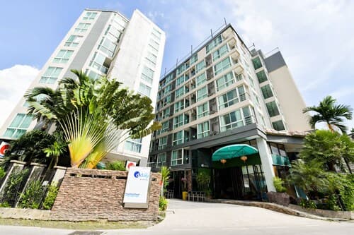 OYO 143 Dday Resotel Pattaya Hotel