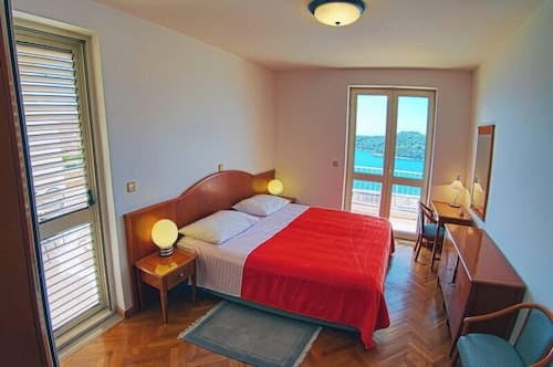 Sipa Apartments