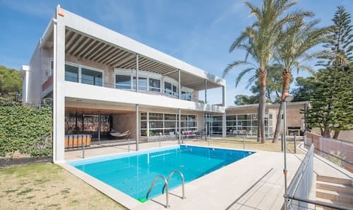 Luxury Beachfront Villa in Tarragona TH 63