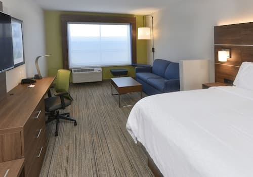 Holiday Inn Express & Suites Madisonville by IHG