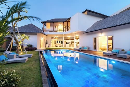 Hiburan Villas by Villa Finder