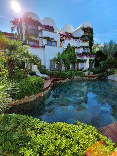 Munahan Hotel