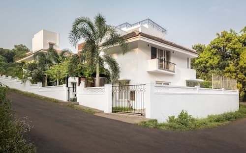 Villa Casa Baga by Iksha