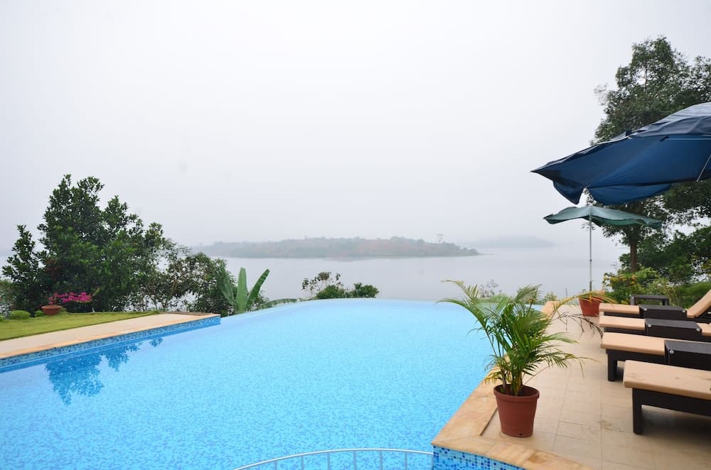LakeRose Wayanad Resort