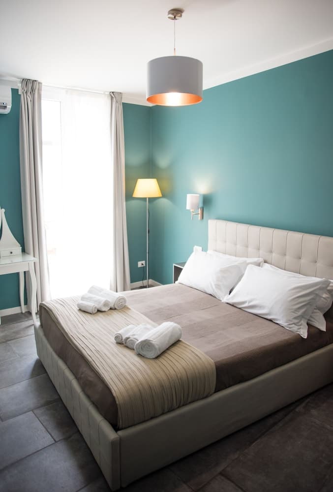 B&B BaRock